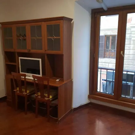Centro- Trastevere Apartament Rzym